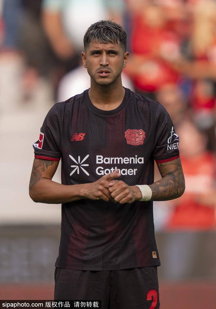 巴斯克斯加盟勒沃库森：从西甲到德甲的挑战与机遇